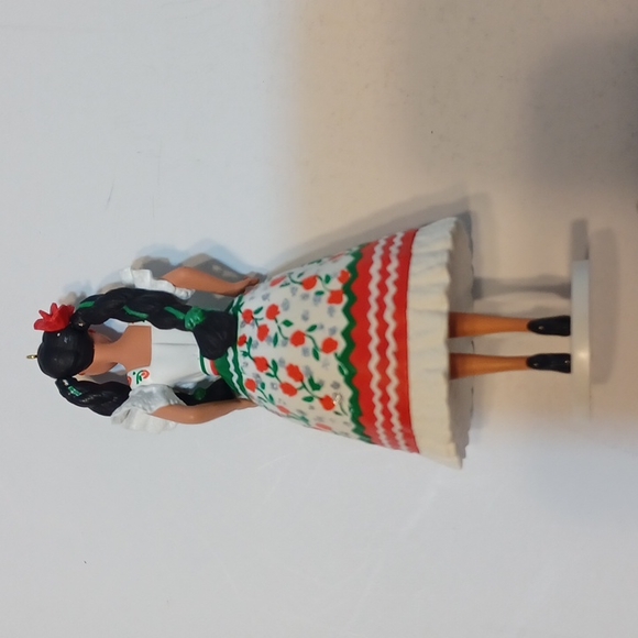 Hallmark Keepsake Ornament Mexican Barbie Dolls of the World Collector's Series - Picture 13 of 14